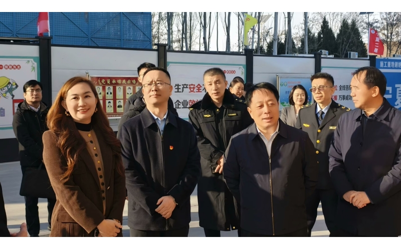 自治區市場監管廳馬如林廳長，銀川市委常委、紀委書記劉智鋒帶領相關處局同志到企業調研